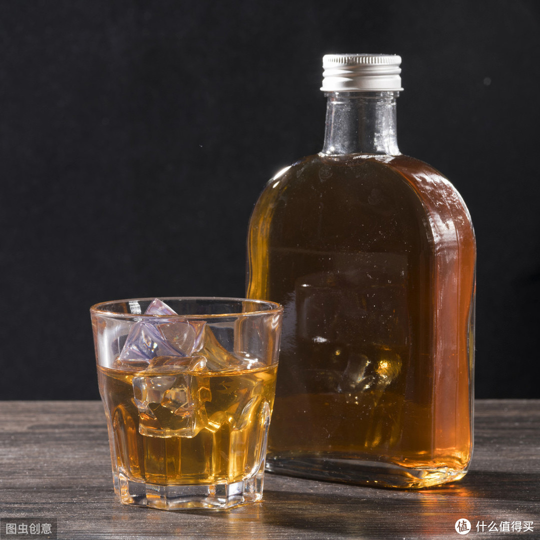 酒精与健身：如何在保证喝酒的同时不影响健身效果？
